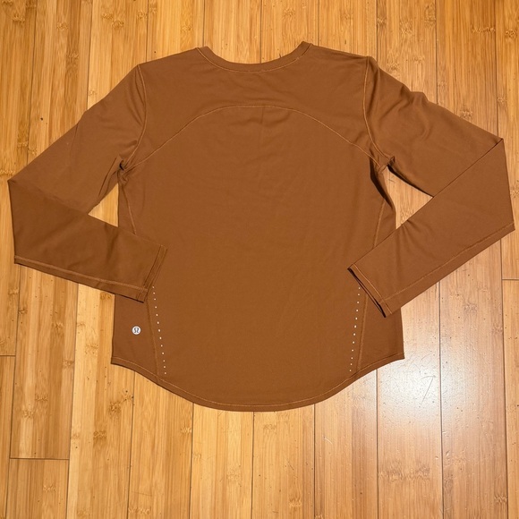 Lululemon High-Neck Running and Training Long Sleeve Shirt
Roasted Brown Size 8 - Picture 5 of 14